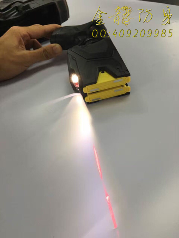 電擊槍哪種好？金融經(jīng)濟是東方迅猛發(fā)展的重大緣由，也只因金融經(jīng)濟的實行，大部分買家或許有更多的的選對。在交易地方上，光是女性防衛(wèi)用具這類領(lǐng)域就留有著良多的壟斷。大家就能在交易地方上看見良多生產(chǎn)廠商都是在直銷這種東西。便是只因市情上現(xiàn)存良多的同一種物品在買賣，就良多就要的人多半會問：女性防衛(wèi)器哪種好。雖然，同行業(yè)內(nèi)肯定是具備很幾家制造商或許有一點自我的長處，只需知道：電擊槍哪種好，多半會講出特指的制造商。