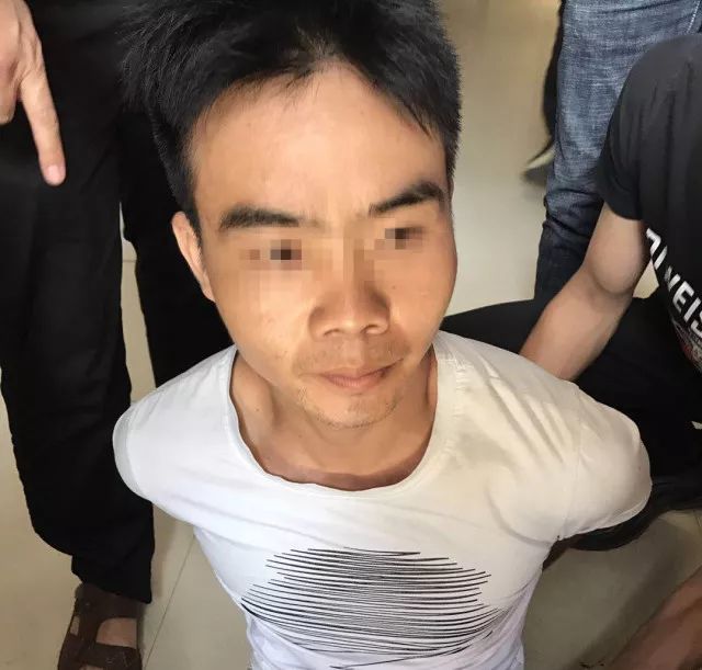 民警抓捕盜車團(tuán)伙時反被噴催淚劑